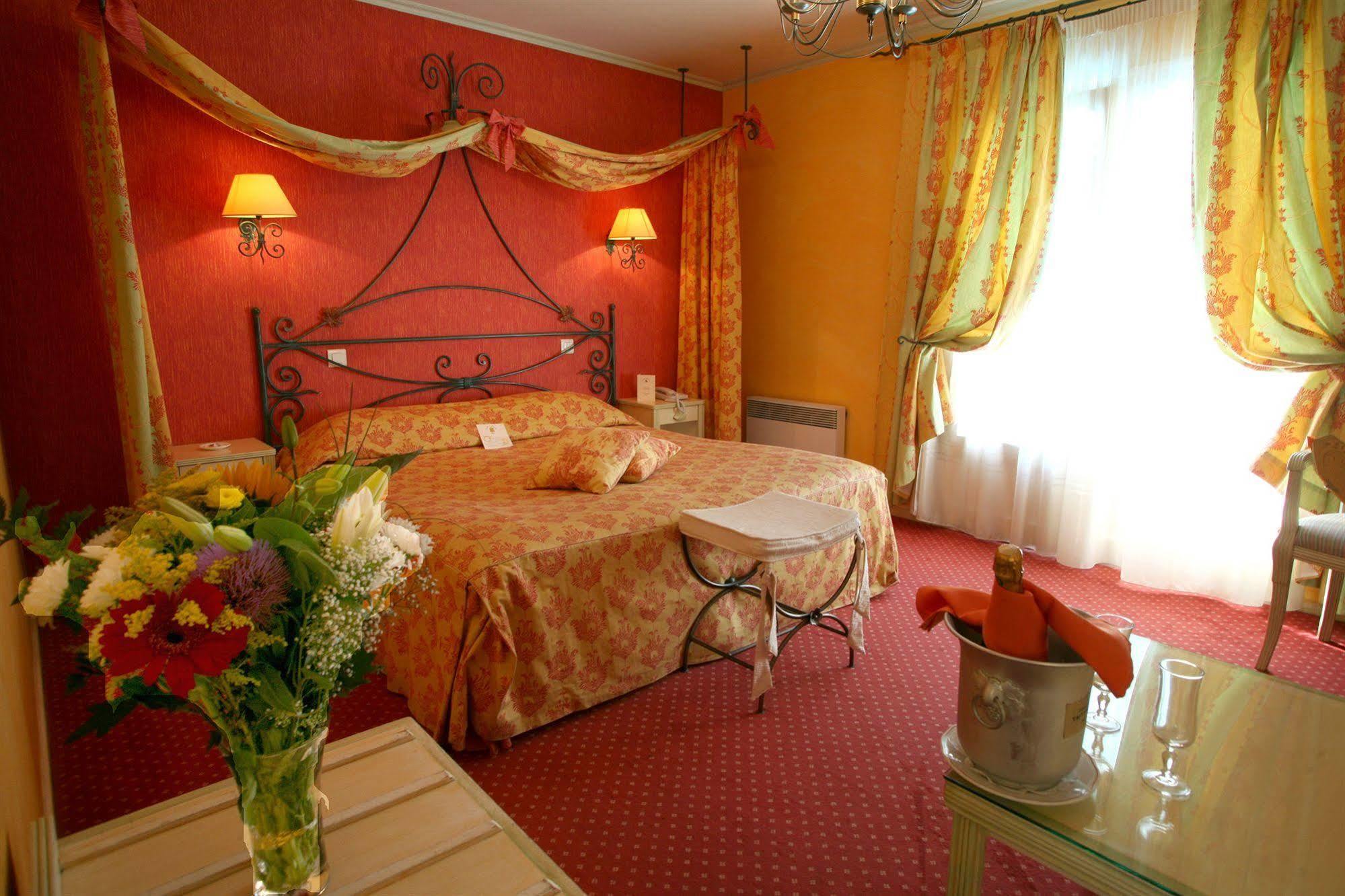 Hotel Mireille Arles Ngoại thất bức ảnh