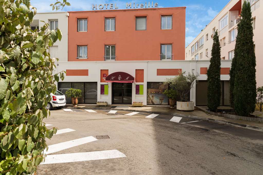 Hotel Mireille Arles Ngoại thất bức ảnh